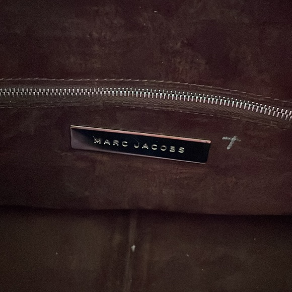 Marc Jacobs leather top handle / shoulder bag. Navy with dark red top stitch - Picture 15 of 16